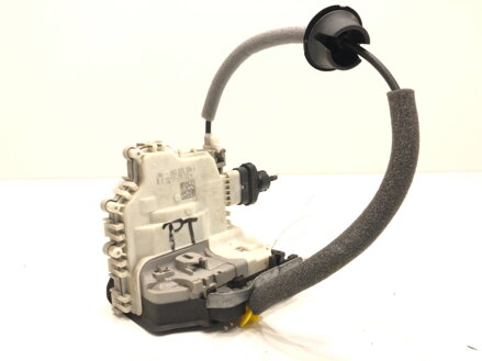 Zámek dveří pravý zadní Audi A4 B9 Avant (8W5, 8WD) 2015 - 2022 8X0839016E