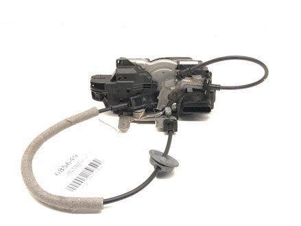 Zámek dveří pravý přední Volvo V40 Liftback (525, 526) 2012 - 2022 31440390