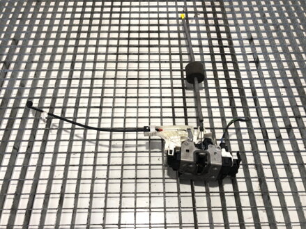 Zámek dveří pravý přední Mercedes-benz Sprinter 3 , 5-T (B906) 2006 - 2022 A9077200300