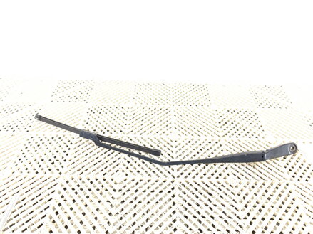 Stěrač pravý přední Volvo V40 Liftback (525, 526) 2012 - 2022 31276060