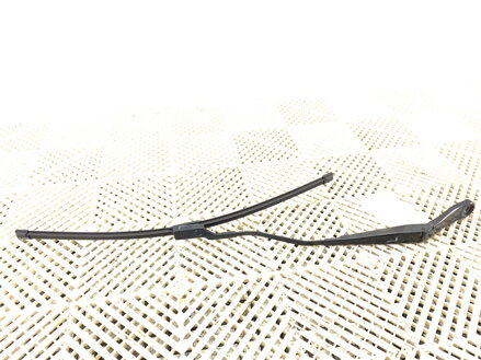 Stěrač levý přední Volvo V40 Liftback (525, 526) 2012 - 2022 31276059