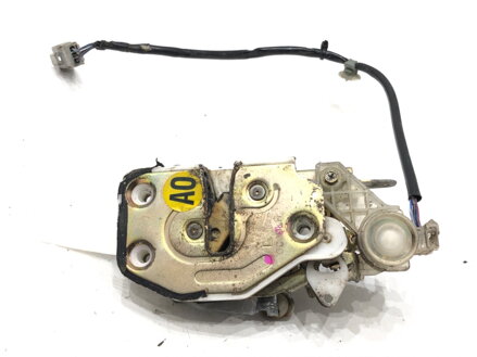 Zámek dveří levý přední Honda Cr-v I (RD) 1995 - 2002