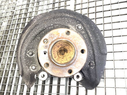 Otoč pravá přední BMW 3 (F30, F80) 2011 - 2018 198788