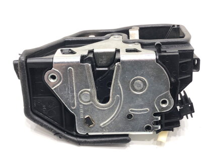 Zámek dveří levý zadní BMW 3 (F30, F80) 2011 - 2018 7229459