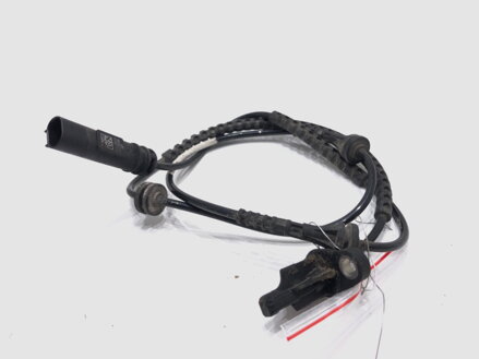 Čidlo pravý přední BMW 3 Touring (G21, G81) 2019 - 2022 0265011403