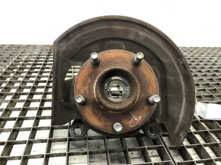 Otoč pravá přední Nissan Qashqai / Qashqai + 2 I (J10, NJ10, JJ10E) 2006 - 2014 40014-JD040