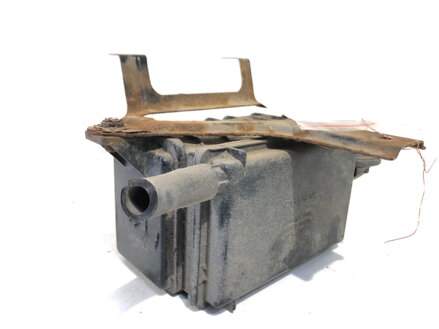 Filtr uhlíkový Honda Civic IX Sedan (FB) 2011 - 2022 F6-690