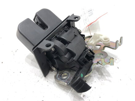 Zámek víka kufru zadní Skoda Rapid (NH3, NK3, NK6) 2012 - 2022 8R0827505
