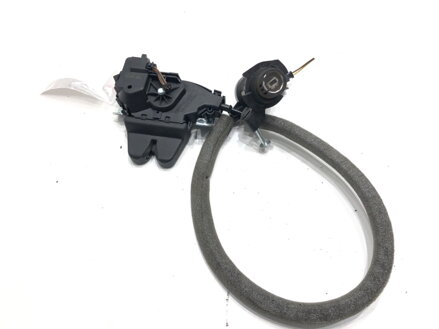 Zámek víka kufru zadní Mercedes-benz Class E (W212) 2009 - 2016 A2047500185