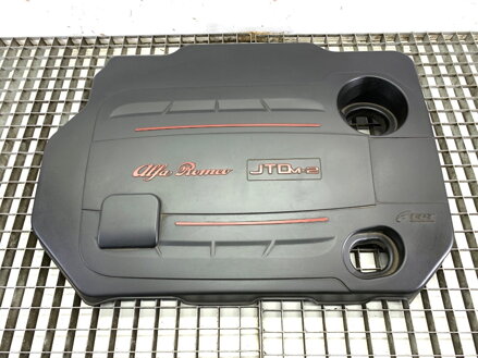 Víko / kryt motoru Alfa Romeo Giulietta (940_) 2010 - 2020