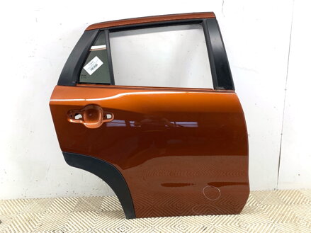 Dveře pravé zadní Suzuki S-cross 2022 - 2022