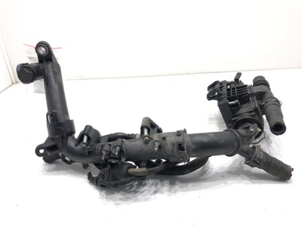 Hlavní potrubí vody Peugeot 3008 SUV (MC_, MR_, MJ_, M4_) 2016 - 2022 9812113780 Z12002107