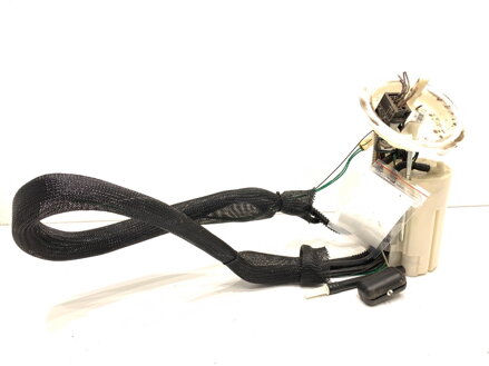 Palivové čerpadlo BMW 6 Kabriolet (E64) 2004 - 2010 6764141