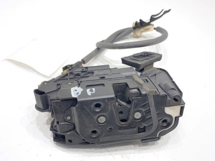 Zámek dveří pravý přední VW Golf VII (5G1, BQ1, BE1, BE2) 2012 - 2022 5K1837016D