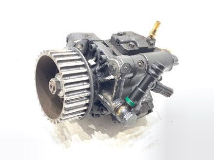 Vstřikovací čerpadlo Renault Megane II Kombi (KM0/1_) 2003 - 2012 8200430599