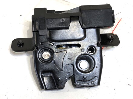 Zámek víka kufru zadní Ford Fiesta VI (CB1, CCN) 2008 - 2022 8A61-A442A66-BE