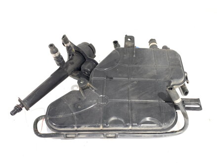 Vyrovnávací nádobka chladicí kapaliny BMW 6 Gran Coupe (F06) 2012 - 2018 8610819