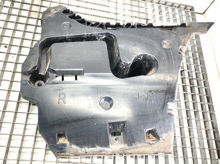 Držák nárazníku pravý zadní BMW 5 Touring (F11) 2009 - 2017 7207112