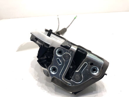 Zámek dveří pravý zadní Toyota Camry (_V7_, _VA7_, _VH7_) 2017 - 2022