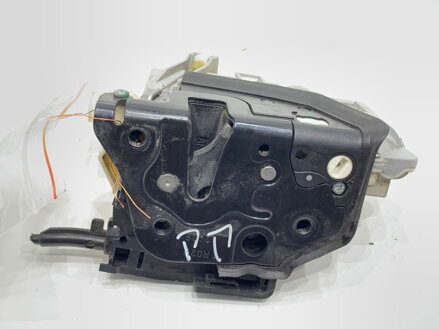 Zámek dveří pravý přední Skoda Superb II (3T4) 2008 - 2015 3C1837016A