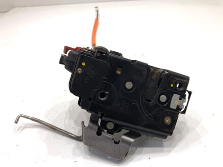 Zámek dveří levý zadní Audi A4 B6 (8E2) 2000 - 2005 4B0839015D