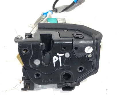 Zámek dveří pravý zadní Audi A3 Limousine (8VS, 8VM) 2013 - 2022 8K0839016G