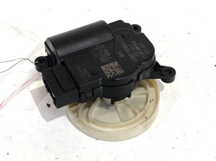 Motor radiátoru topení VW Passat B8 Variant (3G5, CB5) 2014 - 2022 2Q0907511F