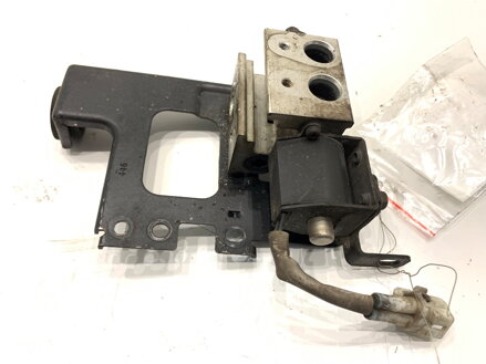 Ventil radiátoru topení Toyota Avensis Sedan (_T25_) 2003 - 2008