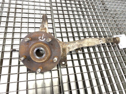 Otoč pravá přední Honda Cr-v I (RD) 1995 - 2002