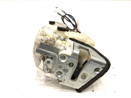 Zámek dveří pravý zadní Suzuki SX4 (EY, GY) 2006 - 2022