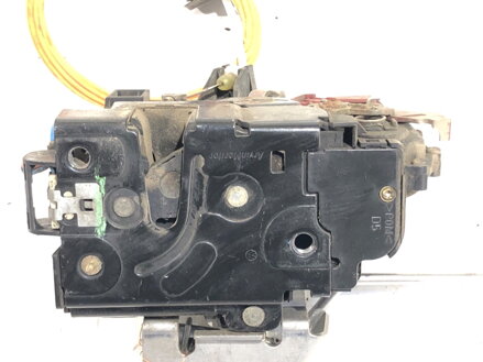 Zámek dveří pravý přední Audi A3 (8P1) 2003 - 2013 4E1837016