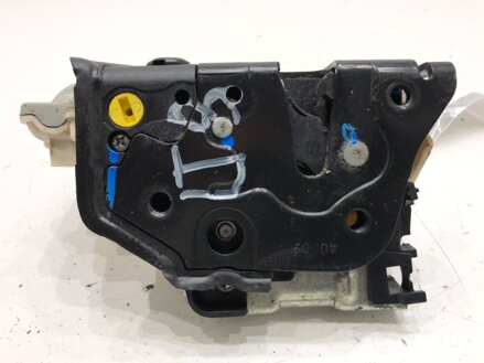 Zámek dveří levý zadní Audi Q5 (8RB) 2008 - 2017 8K0839015