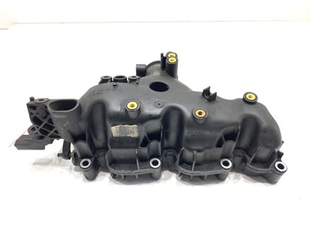 Sací potrubí Seat Ibiza IV (6J5, 6P1) 2008 - 2017 03P129711D