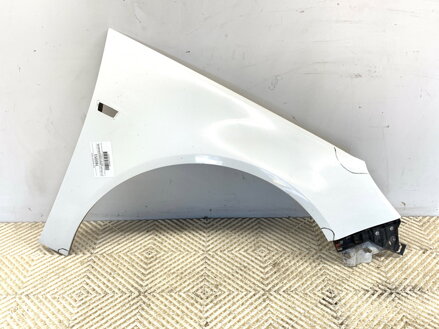 Blatník pravý přední Opel Insignia A Sports Tourer (G09) 2008 - 2017