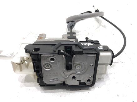 Zámek dveří pravý přední Volvo V40 Liftback (525, 526) 2012 - 2022 31301426