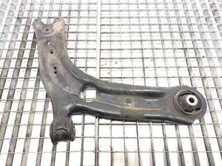 Rameno pravé přední VW Passat B8 (3G2, CB2) 2014 - 2022