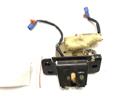 Zámek víka kufru zadní Honda Civic VII Hatchback (EU, EP, EV) 2000 - 2006