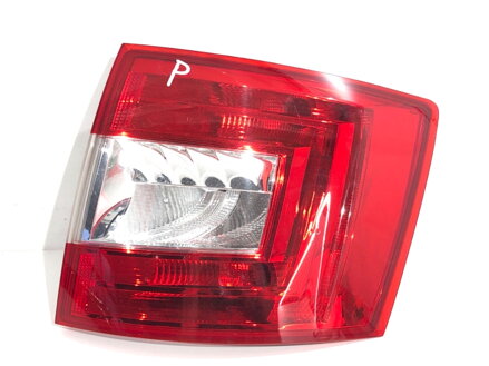 Světlo pravé zadní Skoda Octavia III Combi (5E5, 5E6) 2012 - 2022 5E9945112