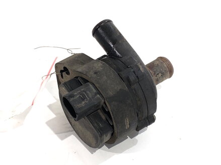 Přídavná vodní pumpa Mercedes-benz Class E (W212) 2009 - 2016 02775815