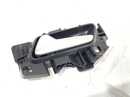 Klika vnitřní levá přední Peugeot 308 II (LB_, LP_, LW_, LH_, L3_) 2013 - 2021