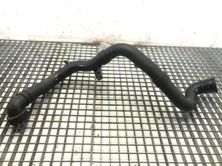 Vzduchové potrubí Opel Astra K (B16) 2015 - 2022 39017739