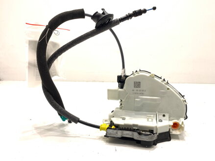 Zámek dveří levý přední Audi A4 B9 (8W2, 8WC) 2015 - 2022 8X1837015D