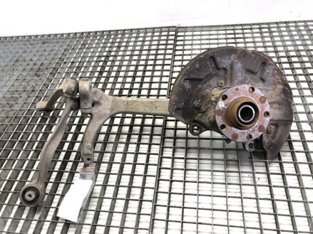 Otoč pravá přední Audi A4 B6 Avant (8E5) 2000 - 2005