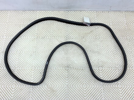 Těsnění dveří přední pravé BMW X6 (E71, E72) 2007 - 2014