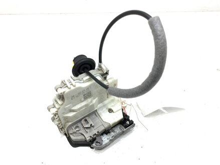 Zámek dveří pravý zadní Audi A4 B9 Avant (8W5, 8WD) 2015 - 2025 8X0839016E