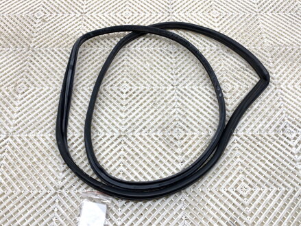 Těsnění dveří přední levé Toyota Auris Kombi (_E18_) 2013 - 2018