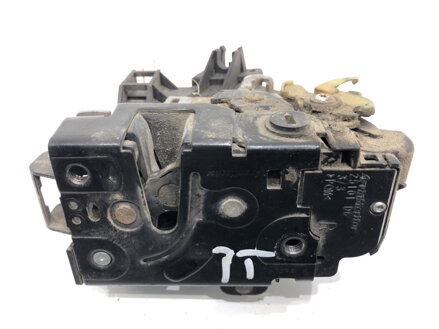 Zámek dveří pravý zadní Skoda Roomster Praktik (5J) 2007 - 2015 5J7839016