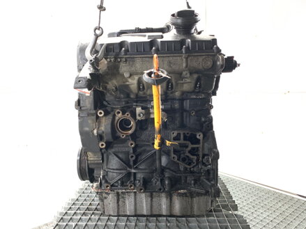 Motor VW Passat B6 (3C2) 2005 - 2010 BXE