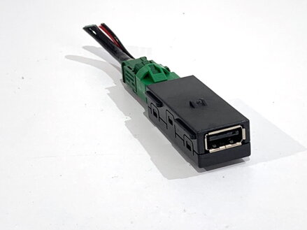 Zásuvka / uložení USB Skoda Octavia III Combi (5E5, 5E6) 2012 - 2022 5Q0035726E