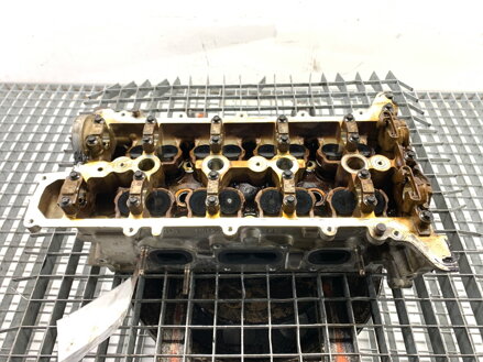 Hlava válců Renault Captur I (J5_, H5_) 2013 - 2022 110425271R